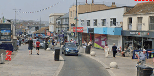 Man sustains serious injuries following assault in Newquay town centre