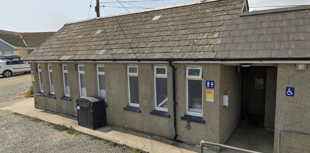 Volunteer group helps to get public toilets reopened