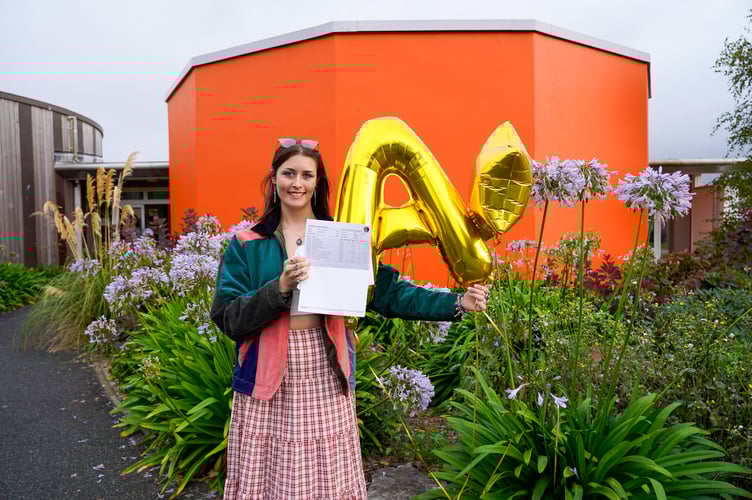 Issy K, who achieved 3 A_s in Biology, Chemistry, Psychology and EPQ.