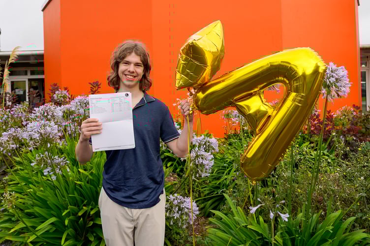 Stanley P, who achieved an A_ in maths and 2 A greades in Computer Science and Further Maths as well as an A in EPQ.