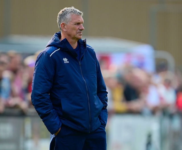 Askey 'bitterly disappointed' after Truro lose late on to York