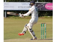 Callington fail to take chances at Swans keep title hopes alive