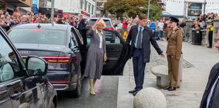 Queen visits project that supports vulnerable young people