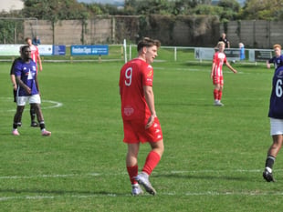 Newquay Reserves continue to impress as chasing duo also win