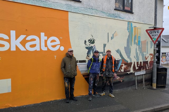 New mural being created to promote surf and skate expo