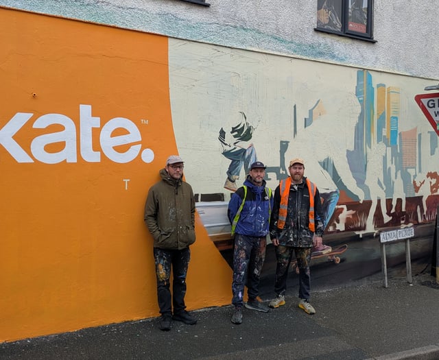 New mural being created to promote surf and skate expo