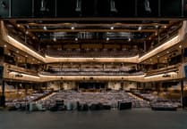 Edward Rowe to star in Hall for Cornwall’s Aladdin