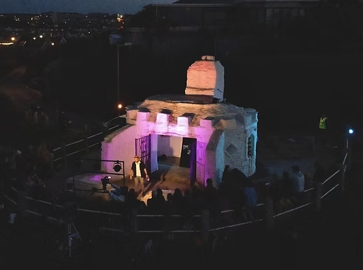 Performance poetry being staged at iconic landmark