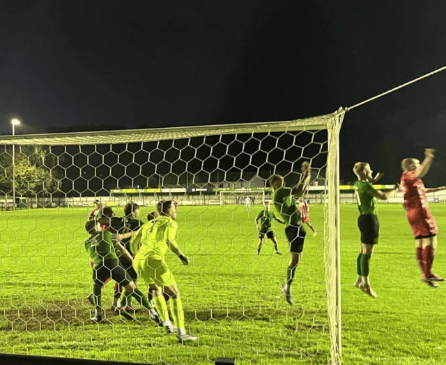 Hot Peppermints sweep aside 10-man Blazey