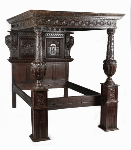 The rare tester bed dates back to 1580