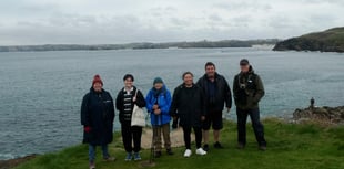 Nature enthusiasts respond to call to attend birdwatching trip 