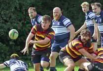 Pritchard secures Ashes losing bonus point at Kingsbridge