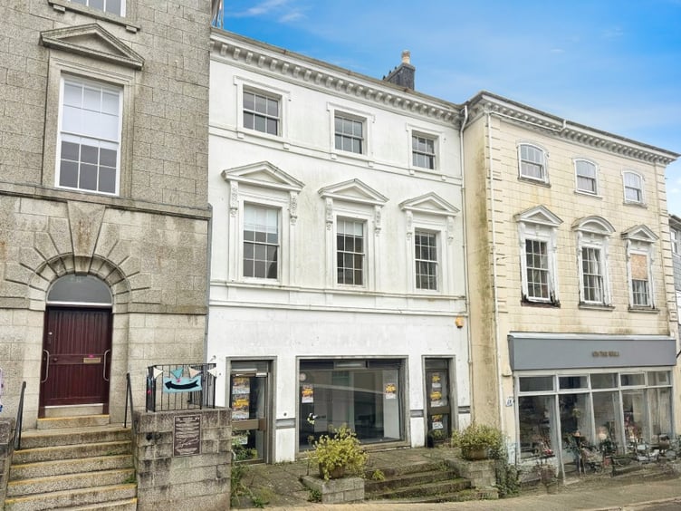 The vacant property at 2 Pike Street will be sold by Auction House South West on Tuesday, October 21