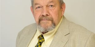 Tributes paid to former mayor who has died