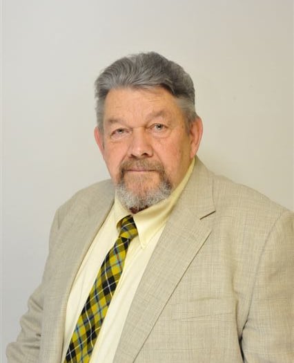 Tributes paid to former mayor who has died