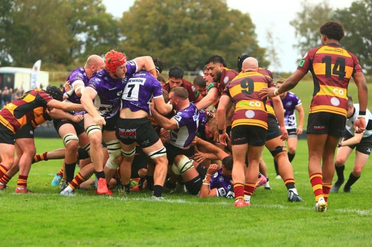 Ampthill versus the Cornish Pirates.