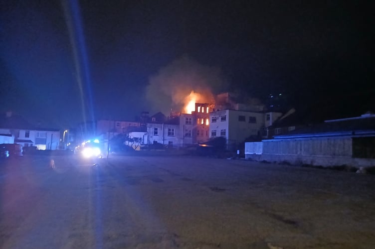 The blaze at the former Narrowcliff Hotel (Picture: Mark Formosa)