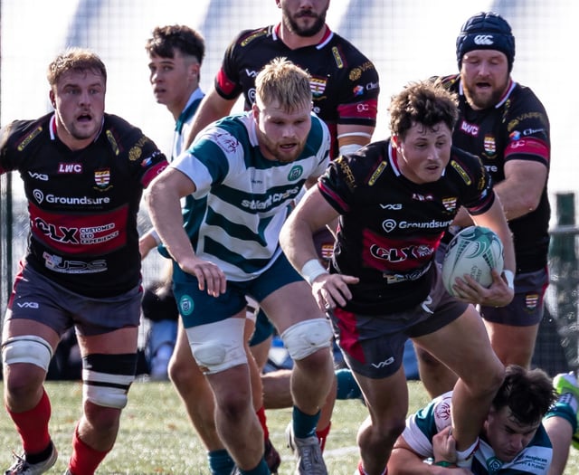 Nowell stars as Camborne stay unbeaten with seven-try success