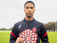 St Day secure late draw at Dobwalls as top two win again