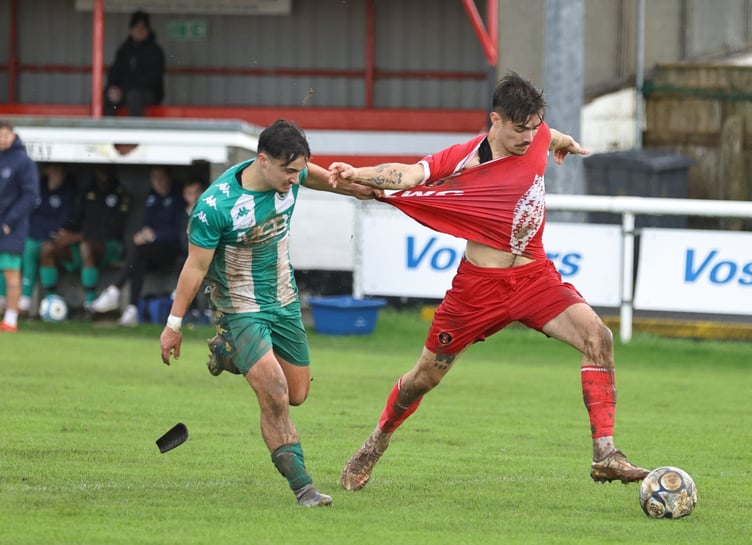 Barnstaple v Helston.