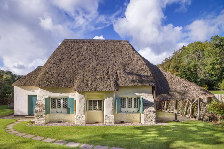 The Friends Meeting House in Come-To-Good near Feock dates back to 1710 