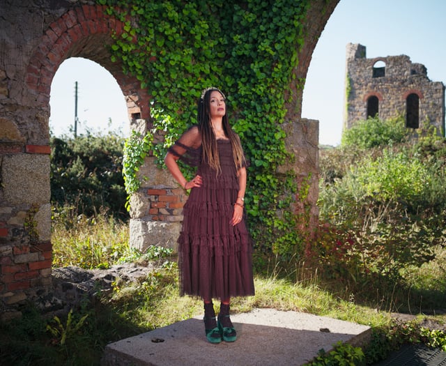 A homecoming gig for award winner Angeline Morrison