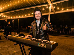 Full circle moment for pianist at Eden Project sleep out 