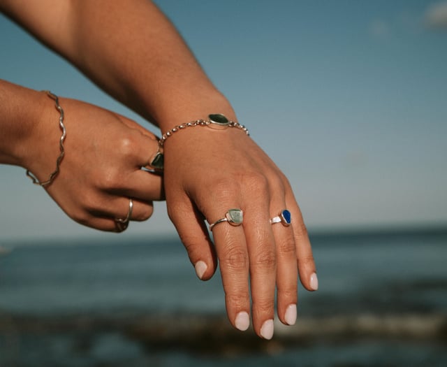 Pool Academy's Christmas market for Kenya fund