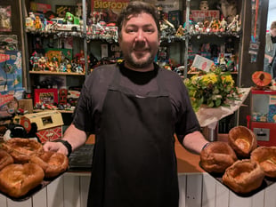 Review: TV chef serves up a mean roast -the proof was in the pudding