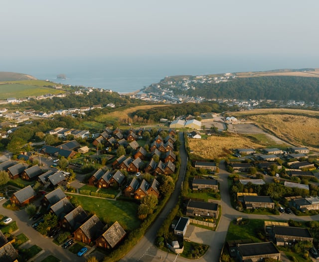 Cornish resort enters administration after 17 years