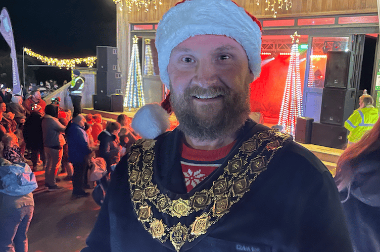 Newquay Christmas lights switch on 2025