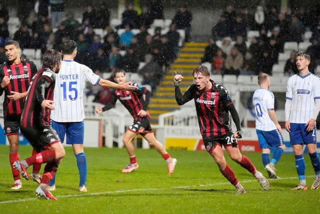 Truro beaten late on at play-off chasing Hartlepool United