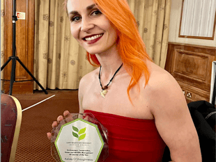 Student wins national award 