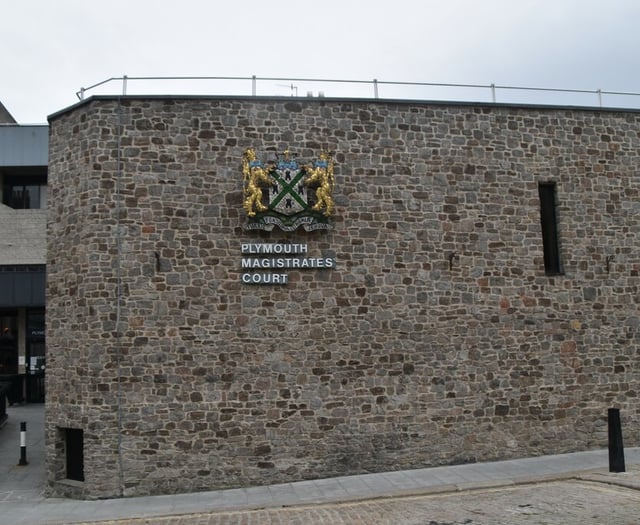 Cornish roofer fined after ignoring HSE safety orders