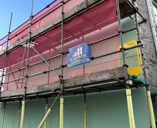 New mural taking shape to help attract visitors