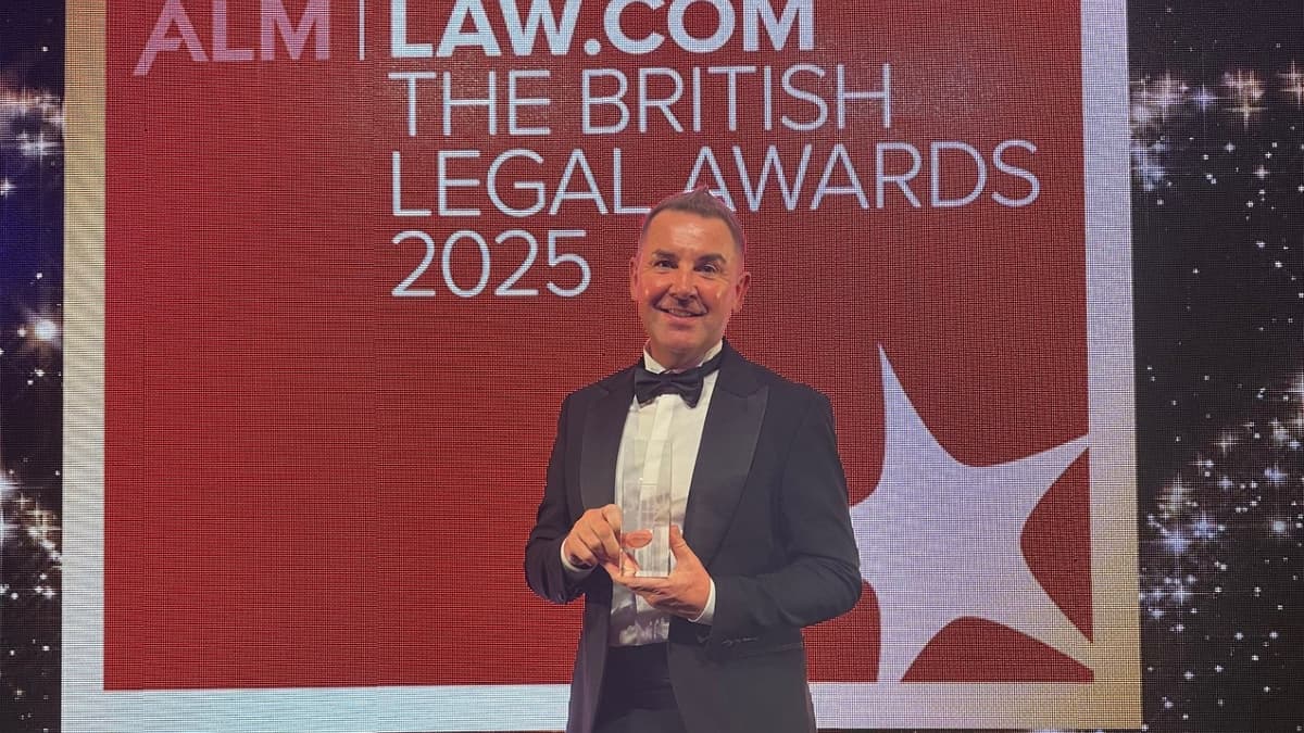 Business beats global law firms to win national award