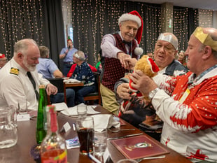 Veterans come together to enjoy Christmas dinner at airbase