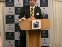 Cornwall leader backs Global Cornish network