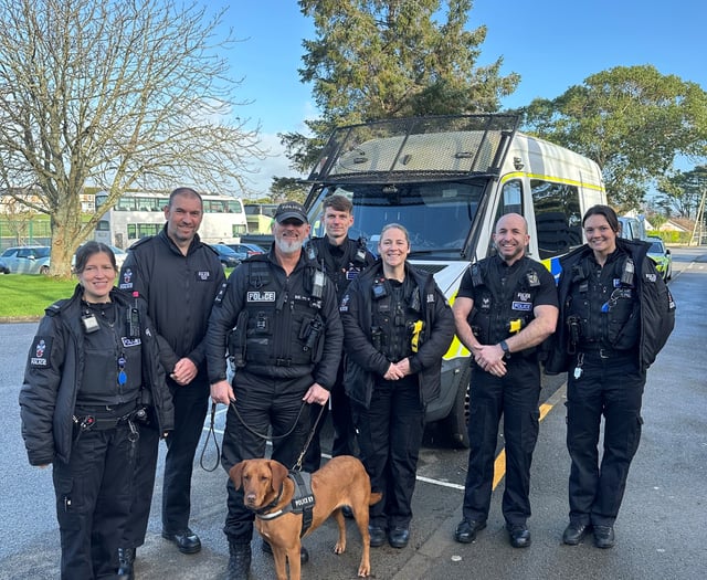 Students encouraged to paws-for-thought around illegal substances