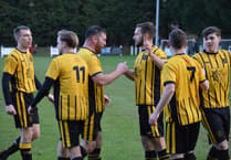 Torpoint Athletic aim to go top with victory over Bridgwater United