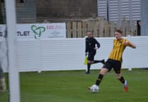 Pearson's volley earns title-chasing Torpoint derby victory over Saltash