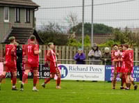 Simmonds' hat-trick gives play-off chasing Newquay victory at Helston