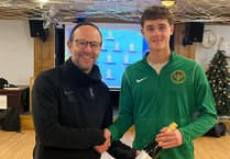 Excellent Blazey dent Saltash's play-off hopes