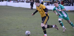 Five-star Torpoint close in on top spot after thrashing Helston