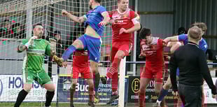 Elburton close the gap on Premier West leaders Liskeard Athletic 