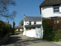 Henwyn tyller/Place names: Rosenithon 
