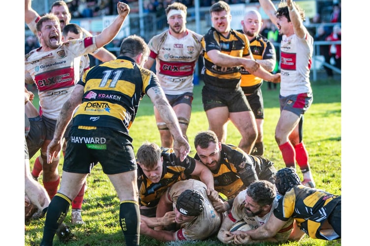 Camborne v Hinckley, Priddey.