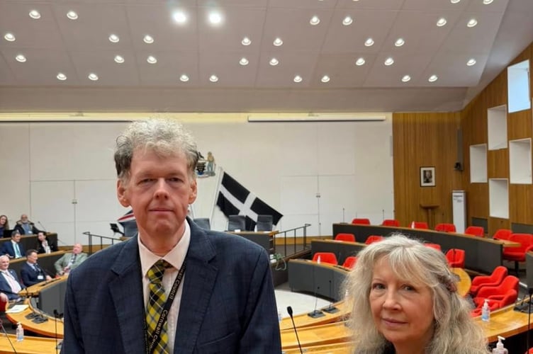 Councillors Kevin Towill and Louise Blackman who put forward the motion