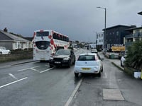 Calls for double yellow lines on main route 