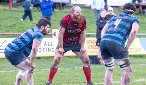 Tompsett set for 200th appearance as Reds welcome Exeter University